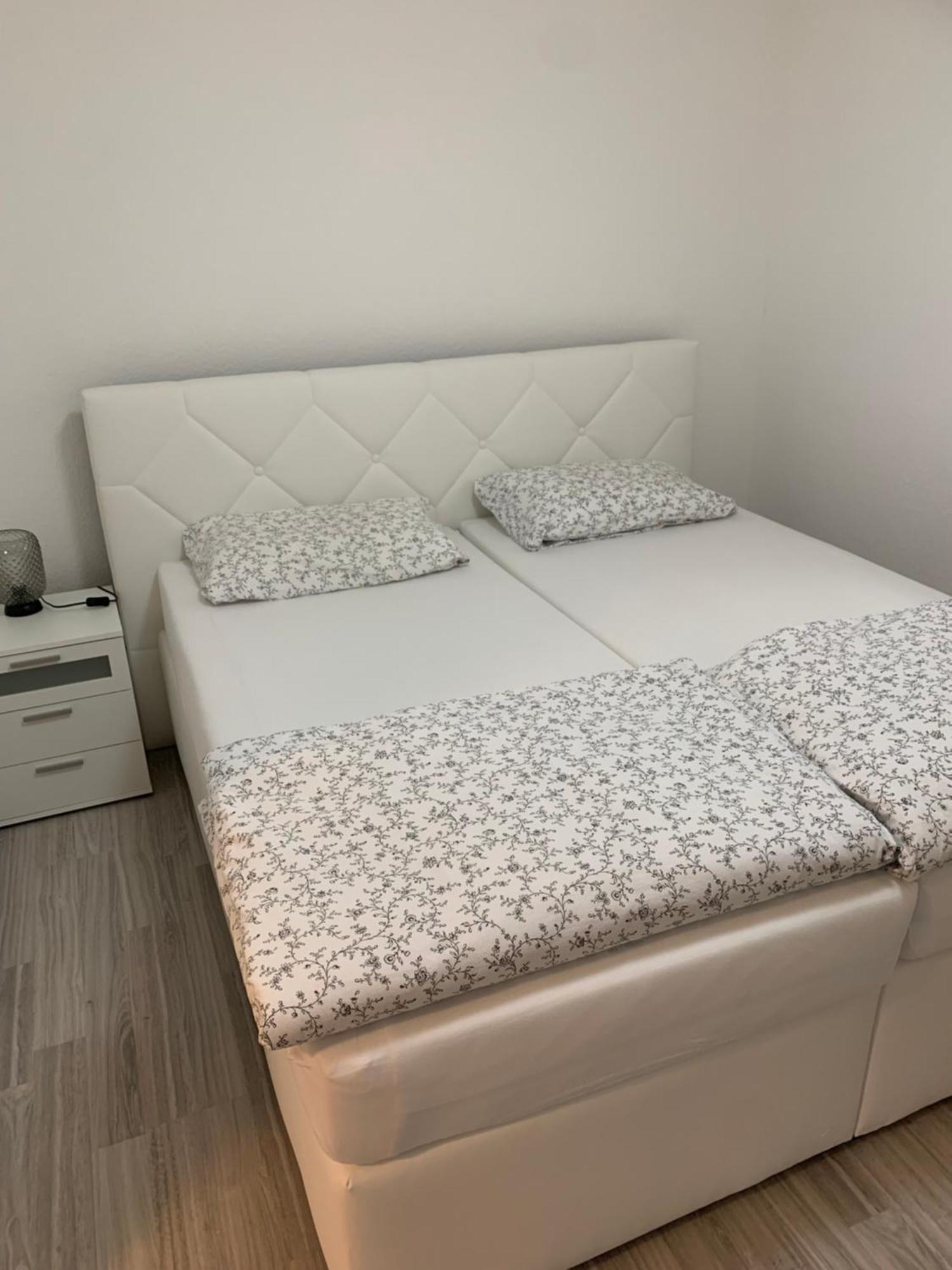 Km Apparts Wesel 4 Екстер'єр фото